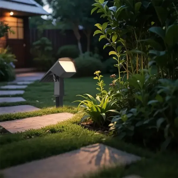 V-TAC Faretto LED Solare da Giardino | Energy Clever