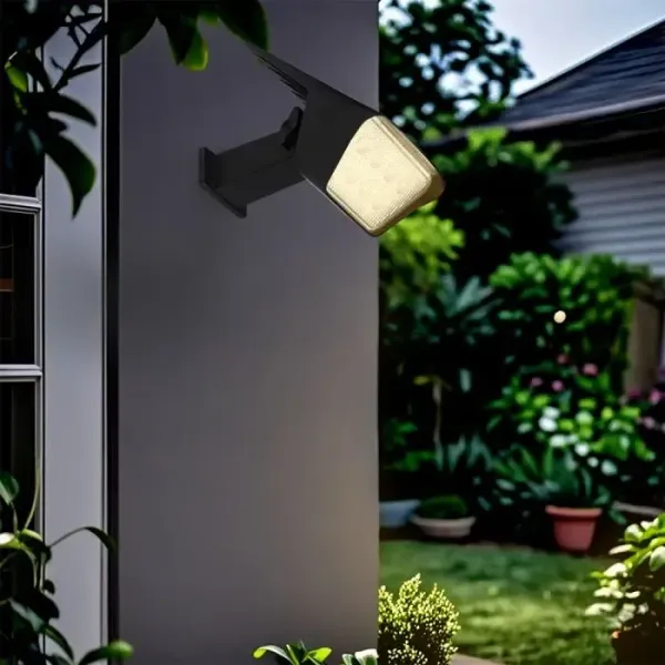 V-TAC Faretto LED Solare da Giardino | Energy Clever
