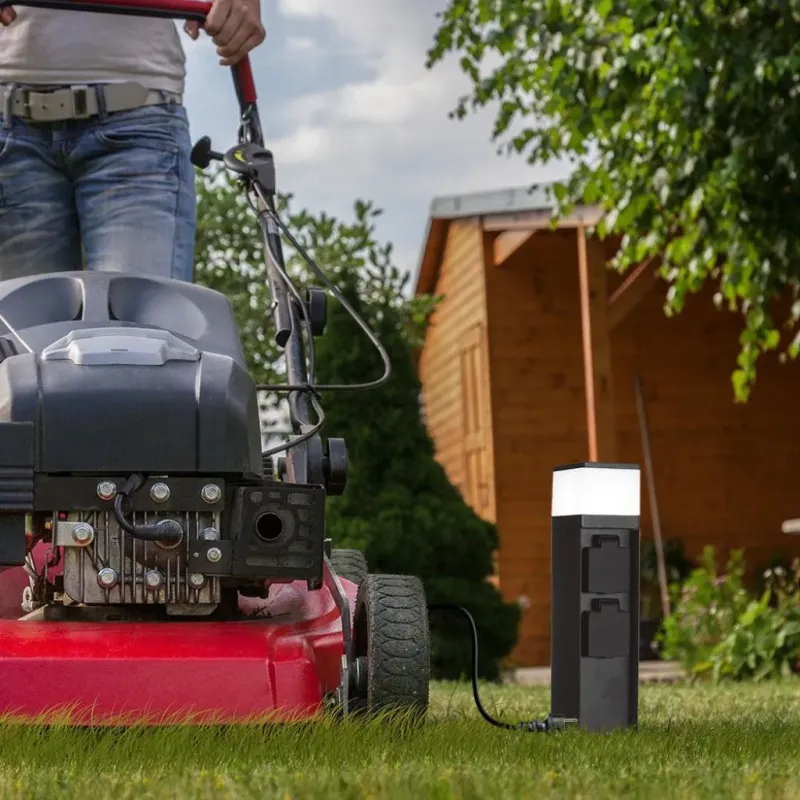 Piantana LED da Giardino con 2 Prese Schuko | Energy Clever